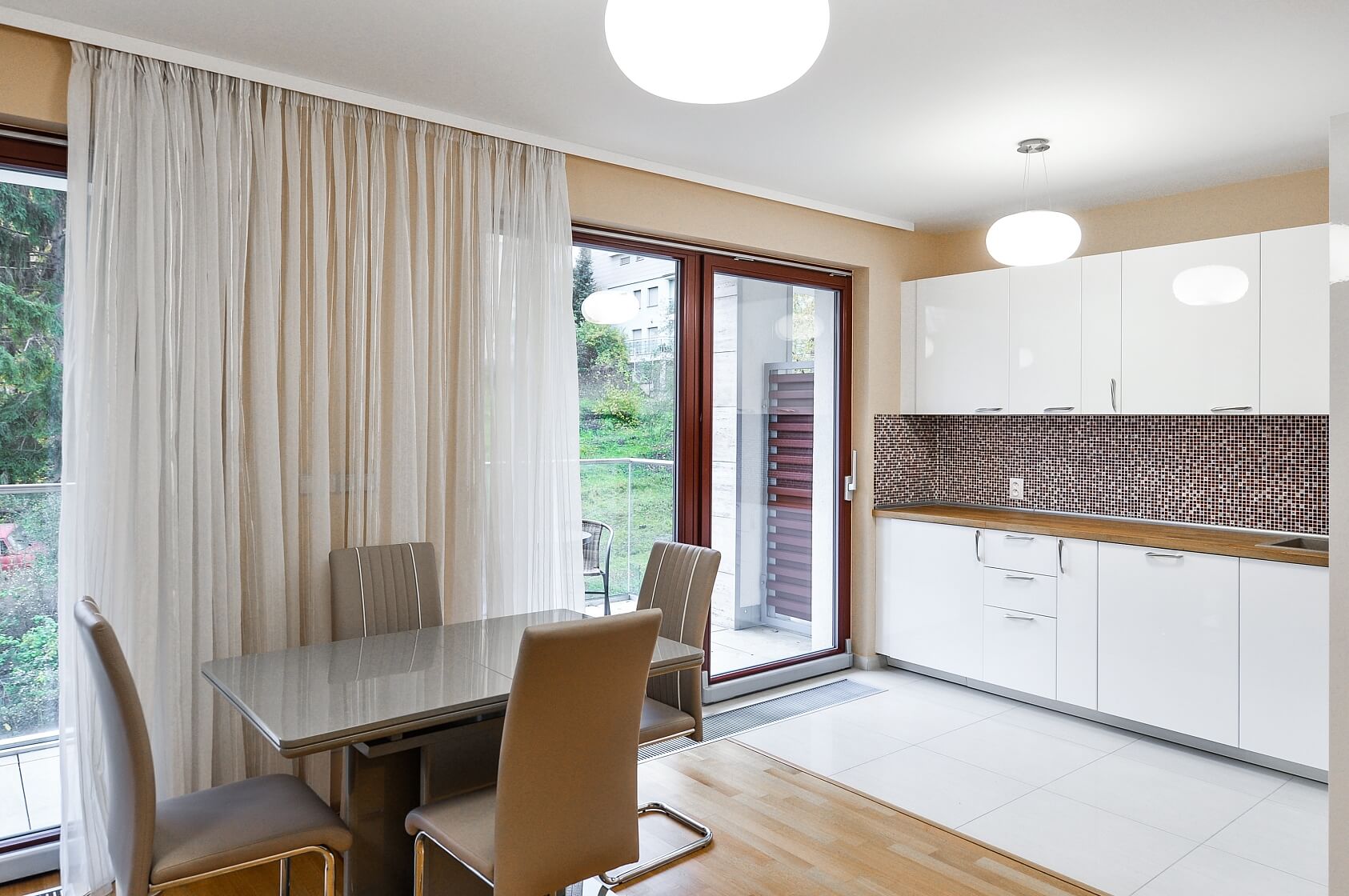 U Nikolajky, Smíchov - Praha 5 | Pronájem, Byt 2+kk, 82 m²