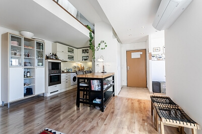 Osadní, Holešovice - Praha 7 | Pronájem, Byt 4+kk, 102 m²