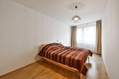 Jeseniova, Žižkov - Prague 3 | Sale, Apartment One-bedroom (2+kk), 69 m²