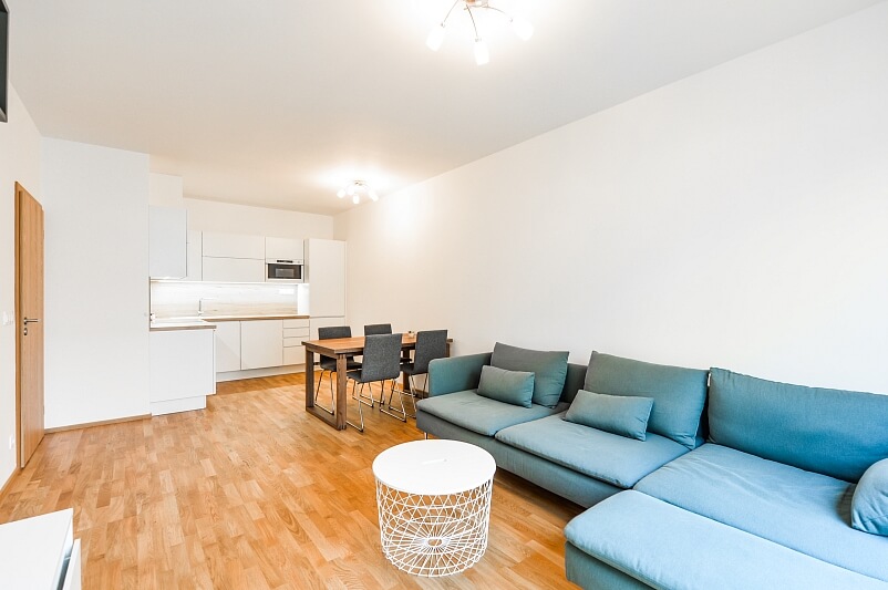 U Hranic, Strašnice - Praha 10 | Pronájem, Byt 3+kk, 69 m²