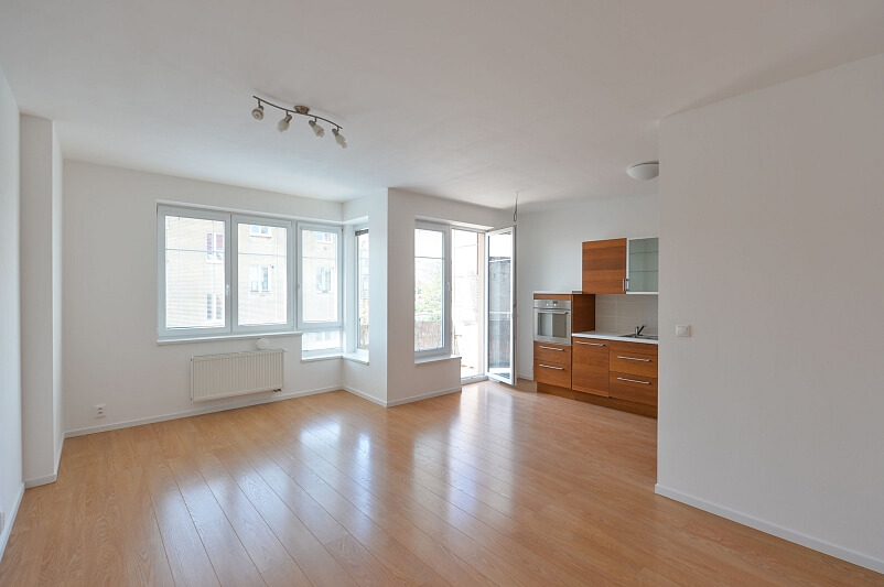 V Zahradách, Libeň - Praha 8 | Pronájem, Byt 2+kk, 66 m²