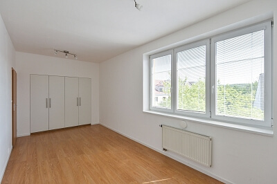 V Zahradách, Libeň - Prague 8 | Rent, Apartment One-bedroom (2+kk), 66 m²