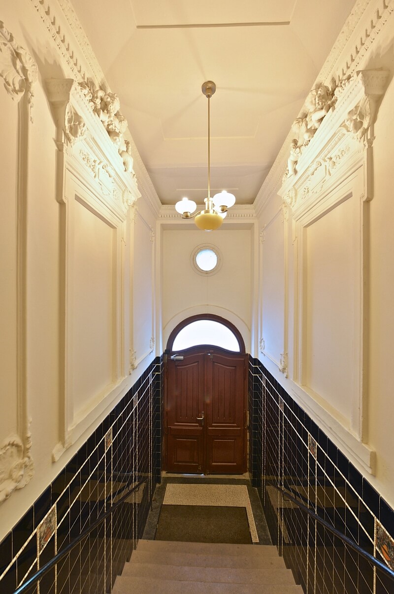 U Rajské zahrady, Žižkov - Prague 3 | Rent, Apartment One-bedroom (2+1), 87 m²