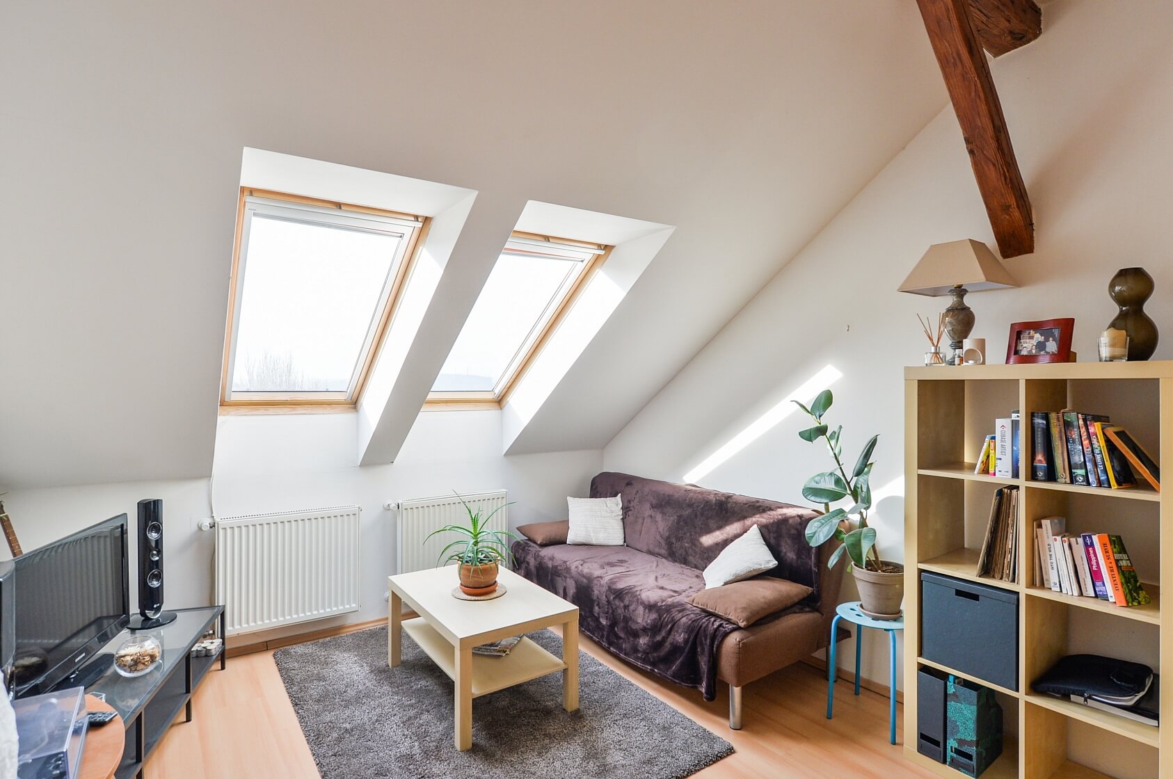 U Rajské zahrady, Žižkov - Prague 3 | Rent, Apartment One-bedroom (2+1), 87 m²