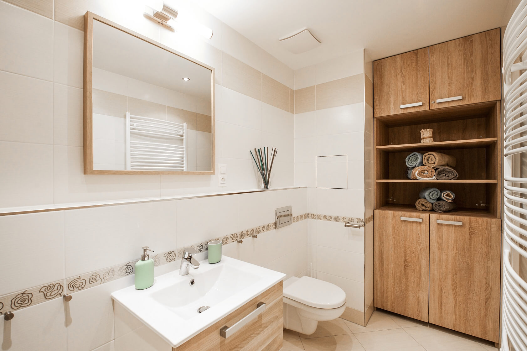 V Háji, Holešovice - Praha 7 | Pronájem, Byt 2+kk, 120 m²