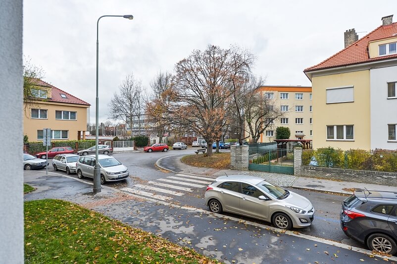 Plojharova, Břevnov - Prague 6 | Rent, Apartment Three-bedroom (4+1), 90 m²