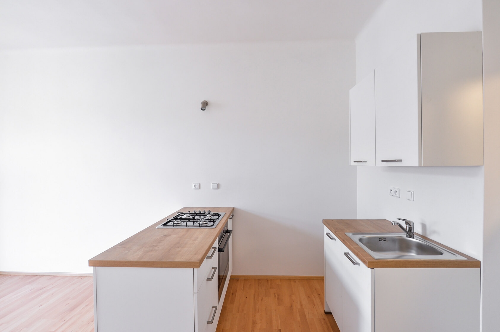 Kafkova, Dejvice - Praha 6 | Pronájem, Byt 2+kk, 42 m²