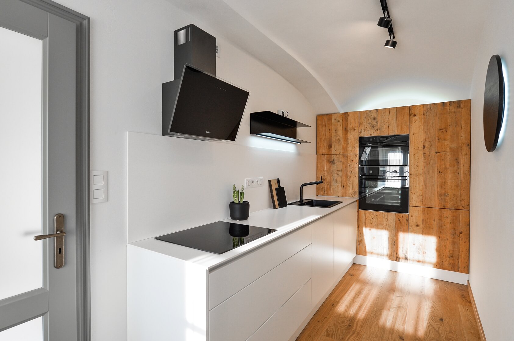 U Matěje, Dejvice - Praha 6 | Pronájem, Byt 2+1, 83 m²