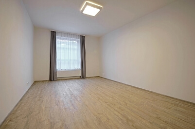 Donská, Vršovice - Prague 10 | Rent, Apartment One-bedroom (2+kk), 62 m²