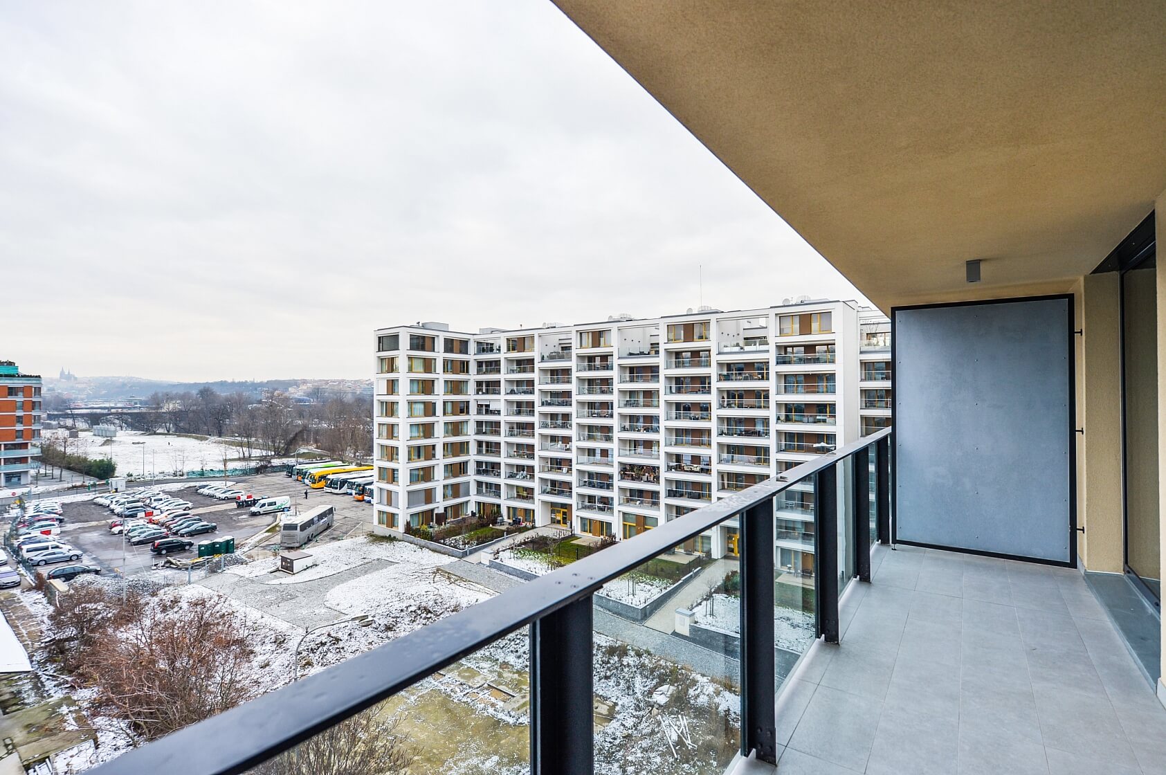 U Mlýnského kanálu, Karlín - Praha 8 | Pronájem, Byt 2+kk, 65 m²