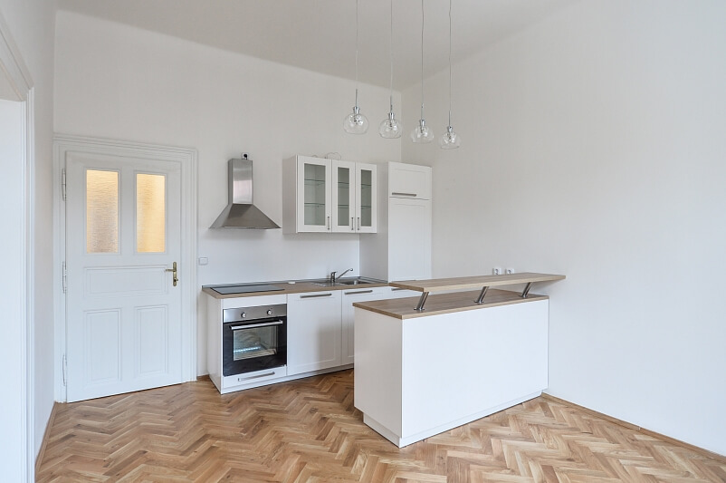 Jana Zajíce, Bubeneč - Prague 7 | Rent, Apartment One-bedroom (2+1), 80 m²