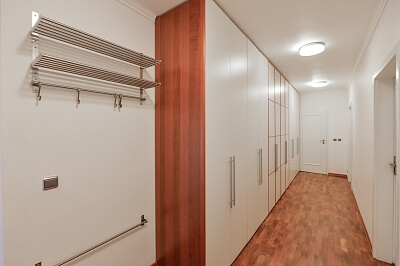 V Kapslovně, Žižkov - Prague 3 | Rent, Apartment Four-bedroom (5+1), 168 m²