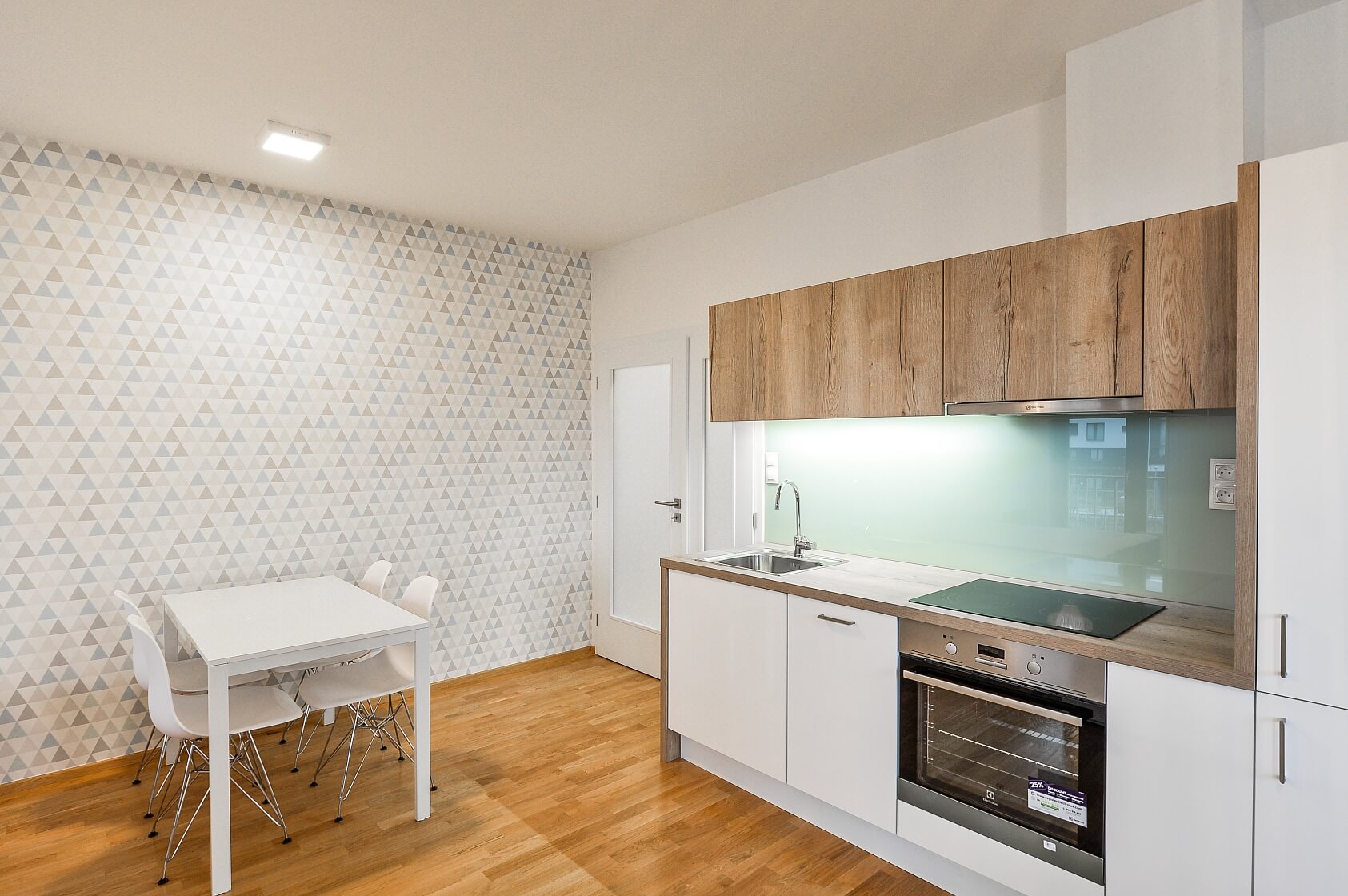 Učňovská, Hrdlořezy - Prague 9 | Rent, Apartment Studio (1+kk), 59 m²