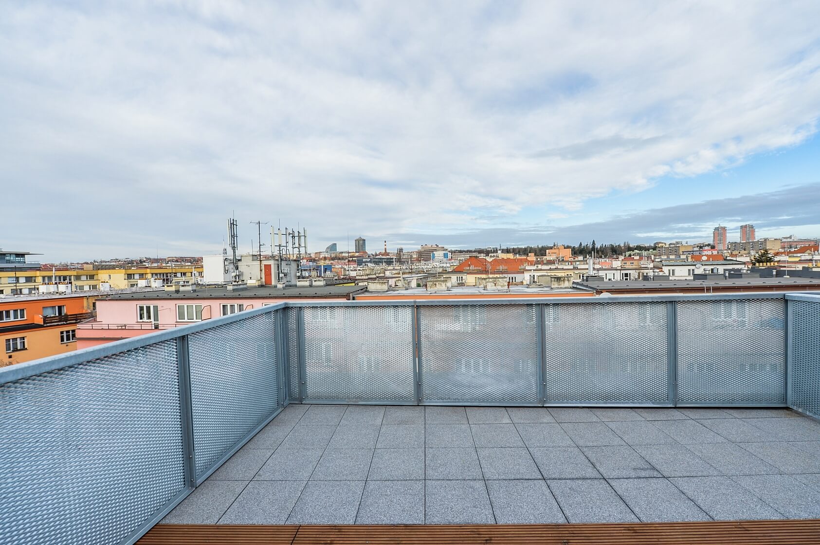 U Hranic, Strašnice - Praha 10 | Pronájem, Byt 3+kk, 116 m²