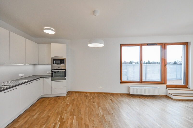 U Hranic, Strašnice - Prague 10 | Rent, Apartment Two-bedroom (3+kk), 116 m²