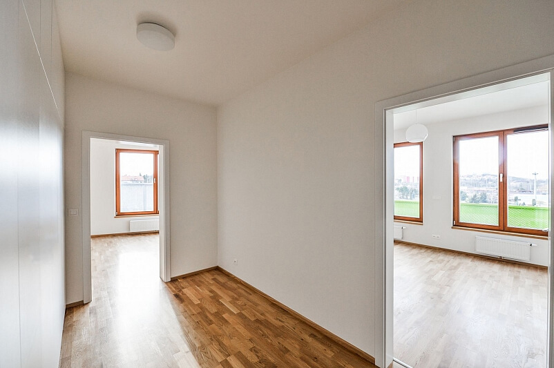 U Hranic, Strašnice - Prague 10 | Rent, Apartment Two-bedroom (3+kk), 116 m²