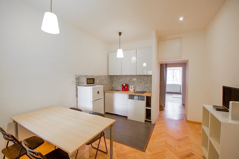 Jana Zajíce, Bubeneč - Praha 7 | Pronájem, Byt 1+1, 38 m²