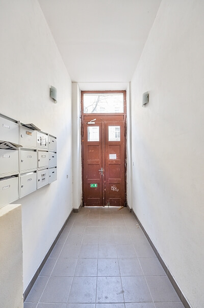 Jana Zajíce, Bubeneč - Prague 7 | Rent, Apartment Studio (1+1), 38 m²