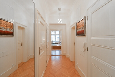 Slezská, Vinohrady - Prague 2 | Rent, Apartment One-bedroom (2+kk), 50 m²