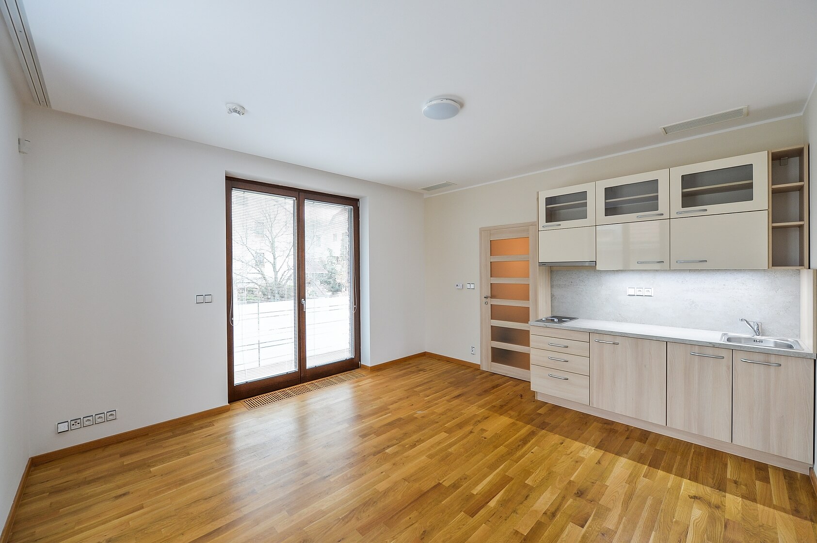 U Dívčích hradů, Smíchov - Prague 5 | Rent, Apartment Studio (1+kk), 35 m²