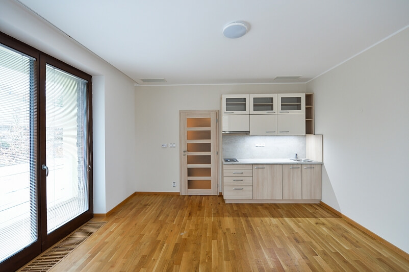 U Dívčích hradů, Smíchov - Praha 5 | Pronájem, Byt 1+kk, 35 m²