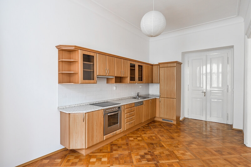 Blanická, Vinohrady - Prague 2 | Rent, Apartment One-bedroom (2+1), 86 m²