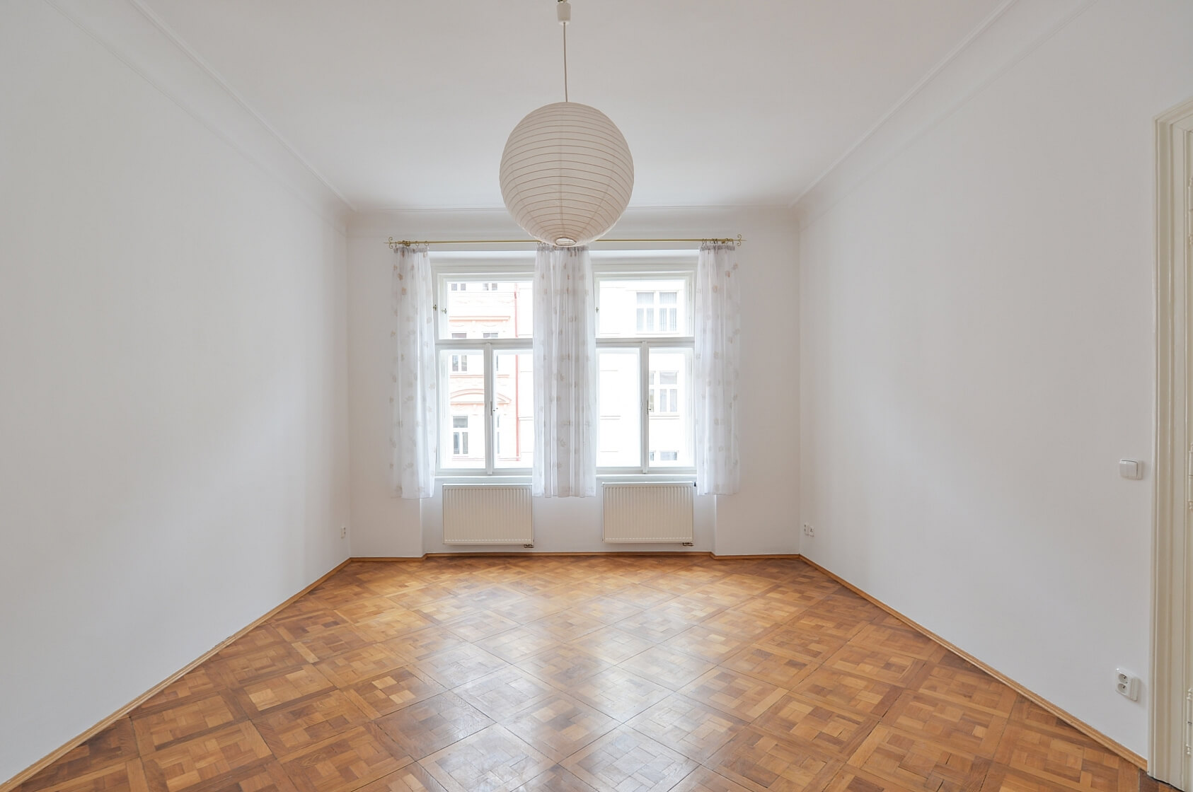 Blanická, Vinohrady - Prague 2 | Rent, Apartment One-bedroom (2+1), 86 m²