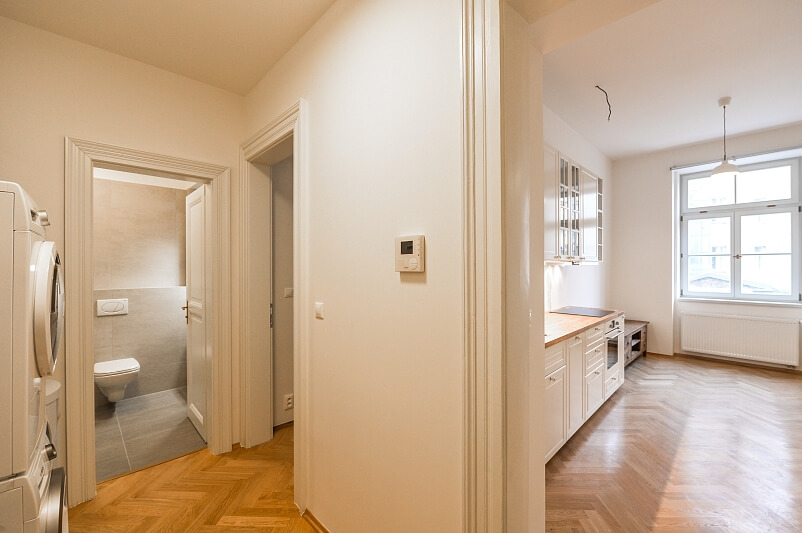 Korunovační, Bubeneč - Praha 7 | Pronájem, Byt 2+kk, 48 m²