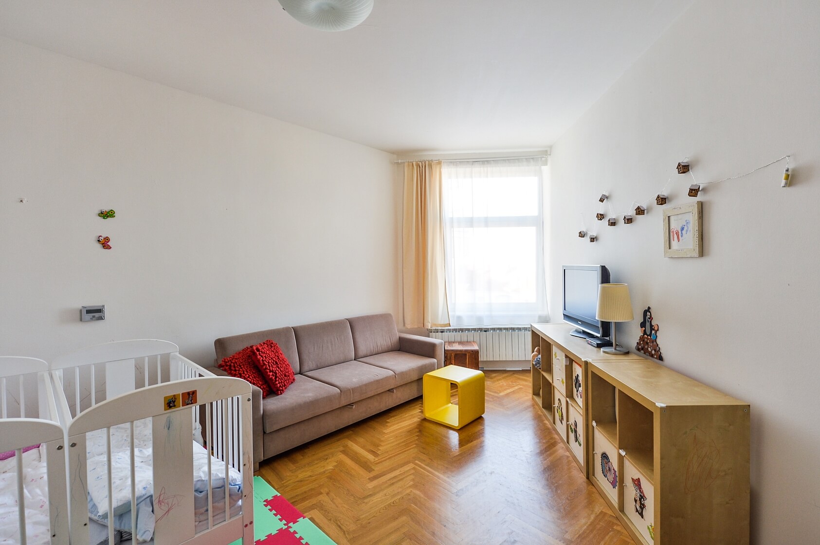 Na Švihance, Vinohrady - Prague 2 | Rent, Apartment Two-bedroom (3+1), 100 m²
