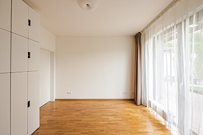 Učňovská, Hrdlořezy - Prague 9 | Rent, Apartment Two-bedroom (3+kk), 97 m²