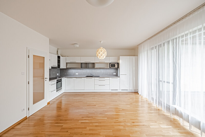 Učňovská, Hrdlořezy - Prague 9 | Rent, Apartment Two-bedroom (3+kk), 97 m²