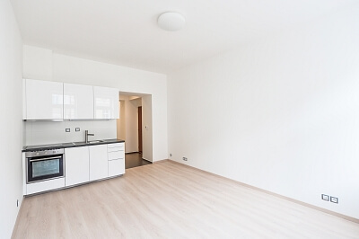 Ovenecká, Holešovice - Praha 7 | Pronájem, Byt 2+kk, 40 m²