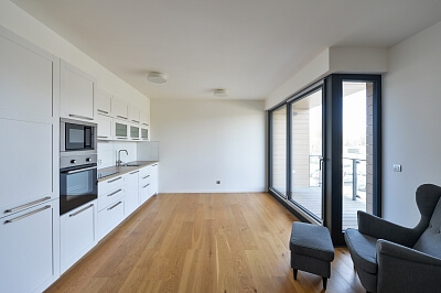 Menclova, Libeň - Praha 8 | Pronájem, Byt 2+kk, 59 m²