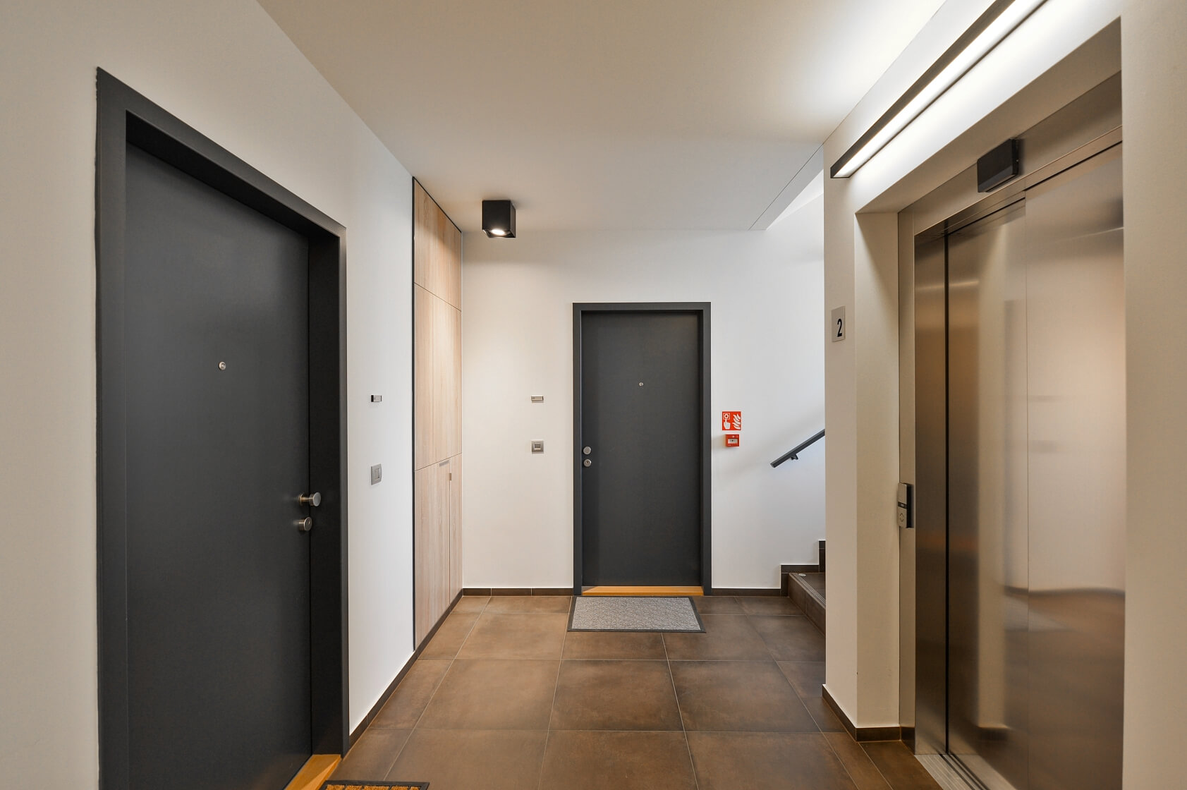 Menclova, Libeň - Prague 8 | Rent, Apartment One-bedroom (2+kk), 59 m²