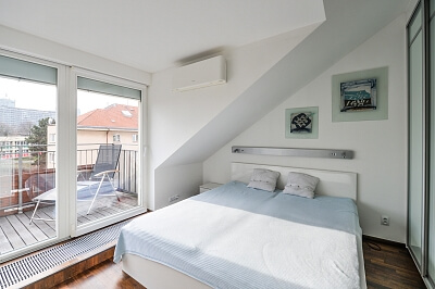 Na Výsledku II, Nusle - Prague 4 | Rent, Apartment Two-bedroom (3+1), 135 m²