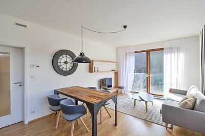 Mozartova, Smíchov - Prague 5 | Rent, Apartment One-bedroom (2+kk), 60 m²