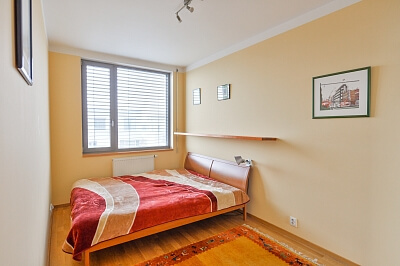 Valečovská, Prosek - Praha 9 | Pronájem, Byt 3+kk, 84 m²