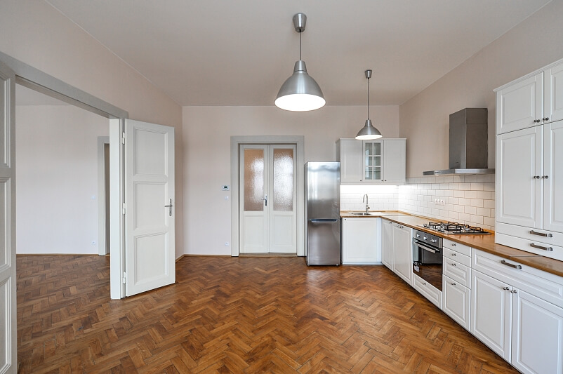 Rašínovo nábřeží, Nové Město - Prague 2 | Rent, Apartment Two-bedroom (3+1), 104 m²