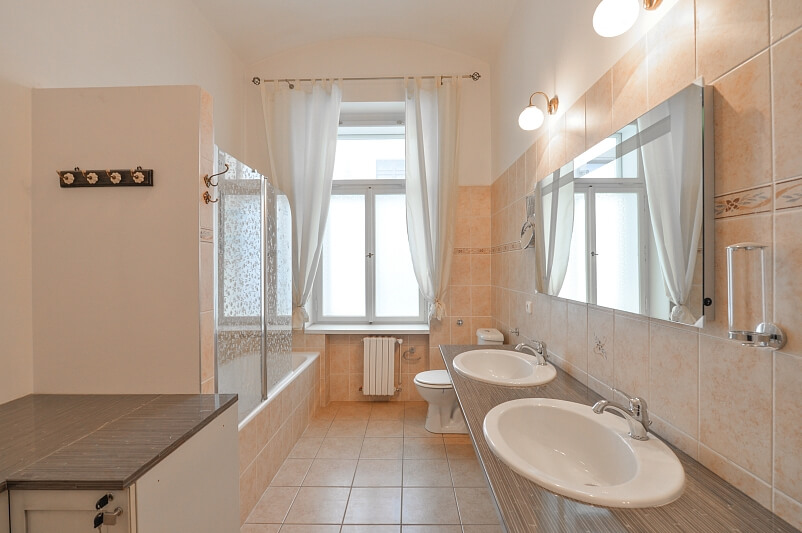 Senovážné náměstí, Nové Město - Prague 1 | Rent, Apartment One-bedroom (2+1), 76 m²