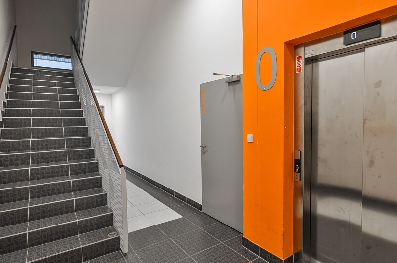 U Svobodárny, Libeň - Prague 9 | Sale, Apartment One-bedroom (2+kk), 59 m²