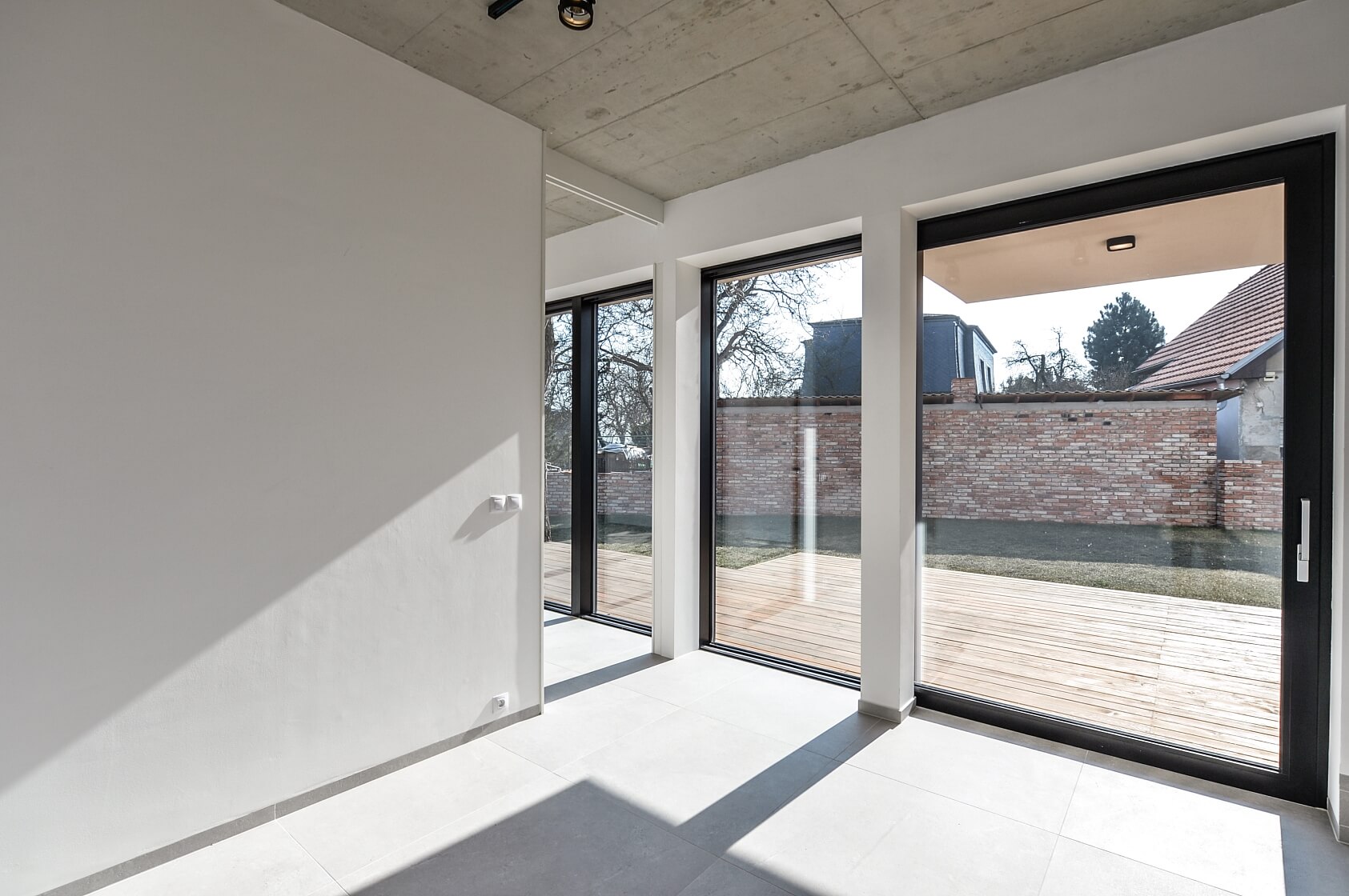 Na Pozorce, Horní Počernice - Praha 9 | Pronájem, Rodinný dům 5+kk, 323 m²