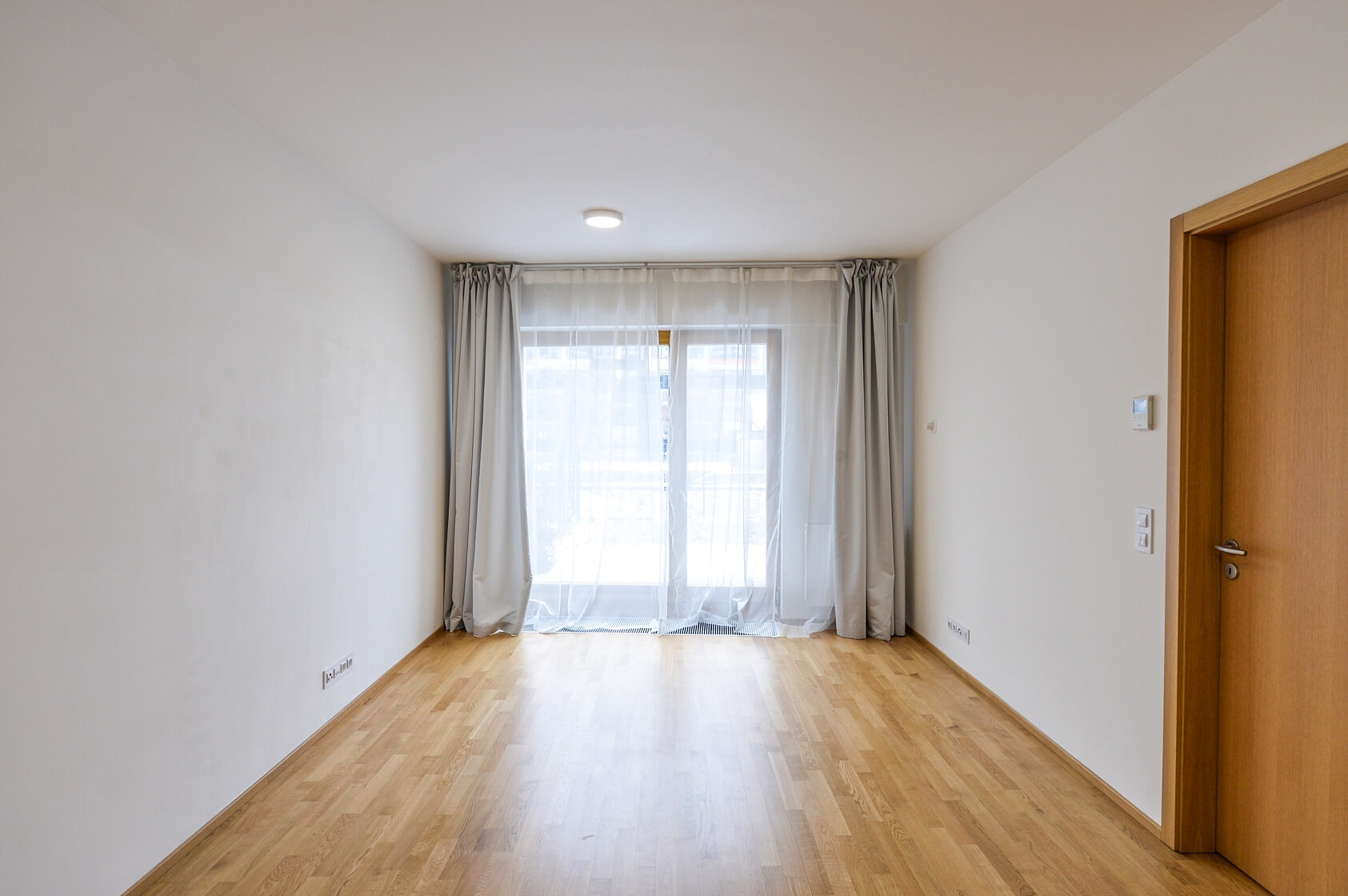 Za Karlínským přístavem, Karlín - Prague 8 | Rent, Apartment One-bedroom (2+kk), 56 m²