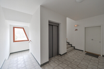 Podvinný mlýn, Libeň - Praha 9 | Pronájem, Byt 2+kk, 54 m²