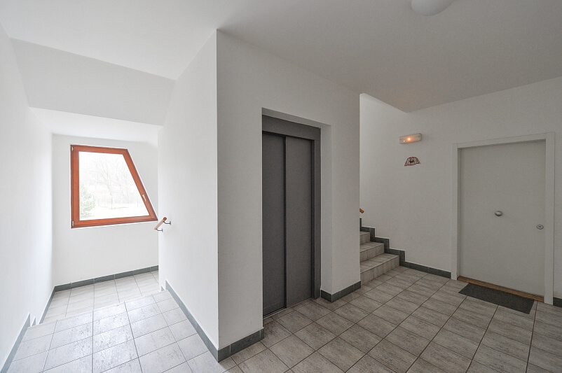 Podvinný mlýn, Libeň - Prague 9 | Rent, Apartment One-bedroom (2+kk), 54 m²