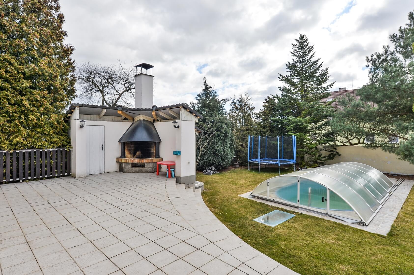 Sadová, Průhonice - Praha-západ | Rent, House Five-bedroom (6+kk), 320 m²