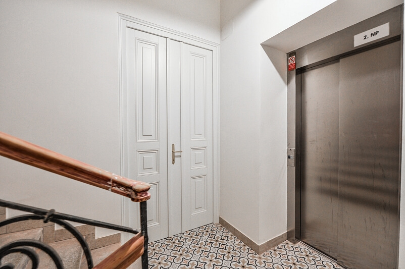 Lyčkovo náměstí, Karlín - Prague 8 | Rent, Apartment One-bedroom (2+kk), 44 m²