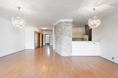 U Hranic, Strašnice - Praha 10 | Prodej, Byt 3+kk, 134 m²