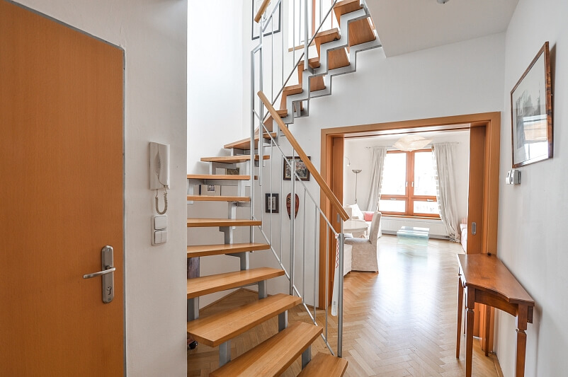 Gutova, Strašnice - Praha 10 | Prodej, Byt 5+kk, 162 m²