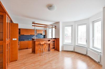 Jupiterova, Uhříněves - Prague 10 | Rent, House Four-bedroom (5+kk), 166 m²