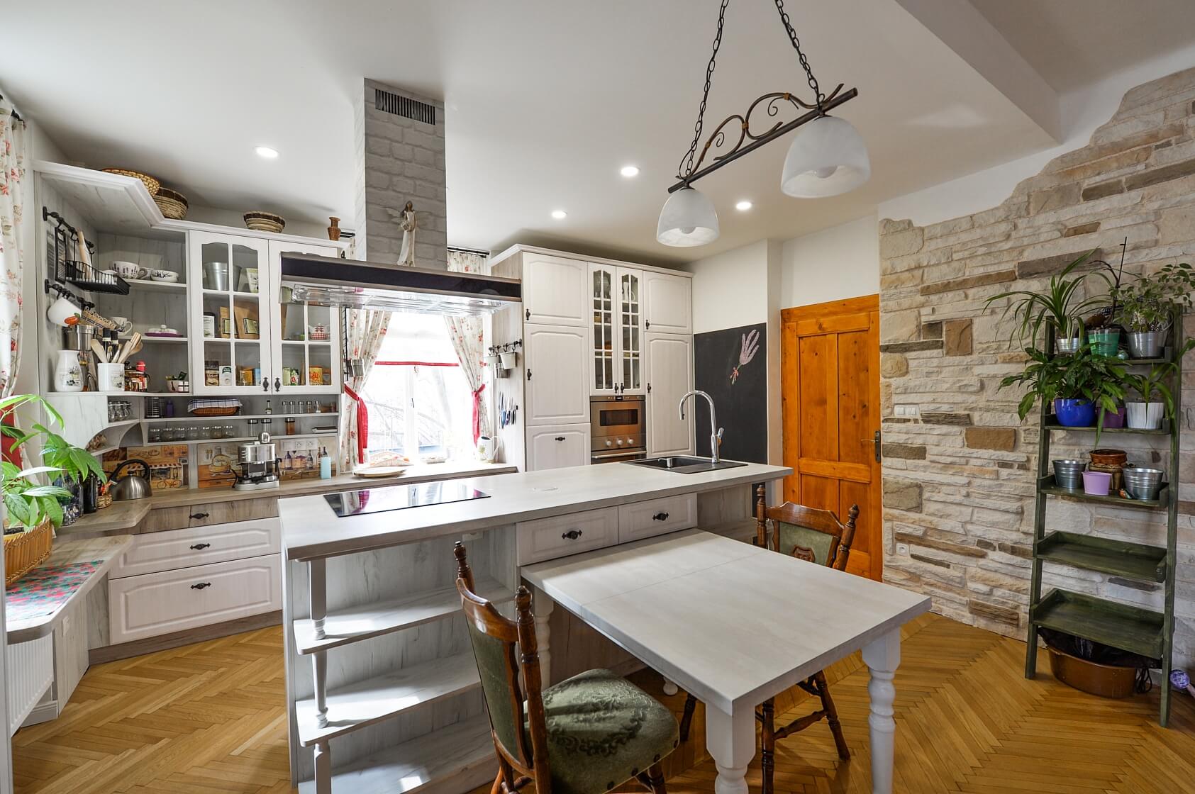 V Holešovičkách, Libeň - Praha 8 | Pronájem, Byt 3+kk, 72 m²